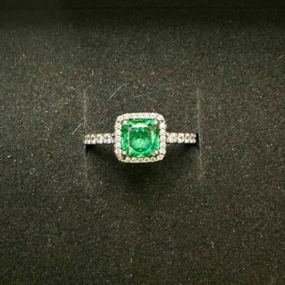 Pandora Green Gemstone with Halo Timeless Elegance Ring sz 5 - Picture 5 of 7